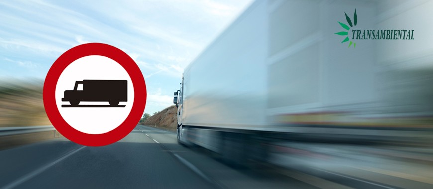Cataluña fija los límites al transporte de camiones en 2026: horarios, tramos y excepciones.